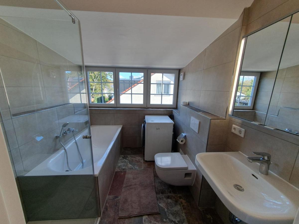 Apartment Exklusive Neubau Dachterrassenwohnung Mit Wohnungslift In Vierfamilienvilla *
