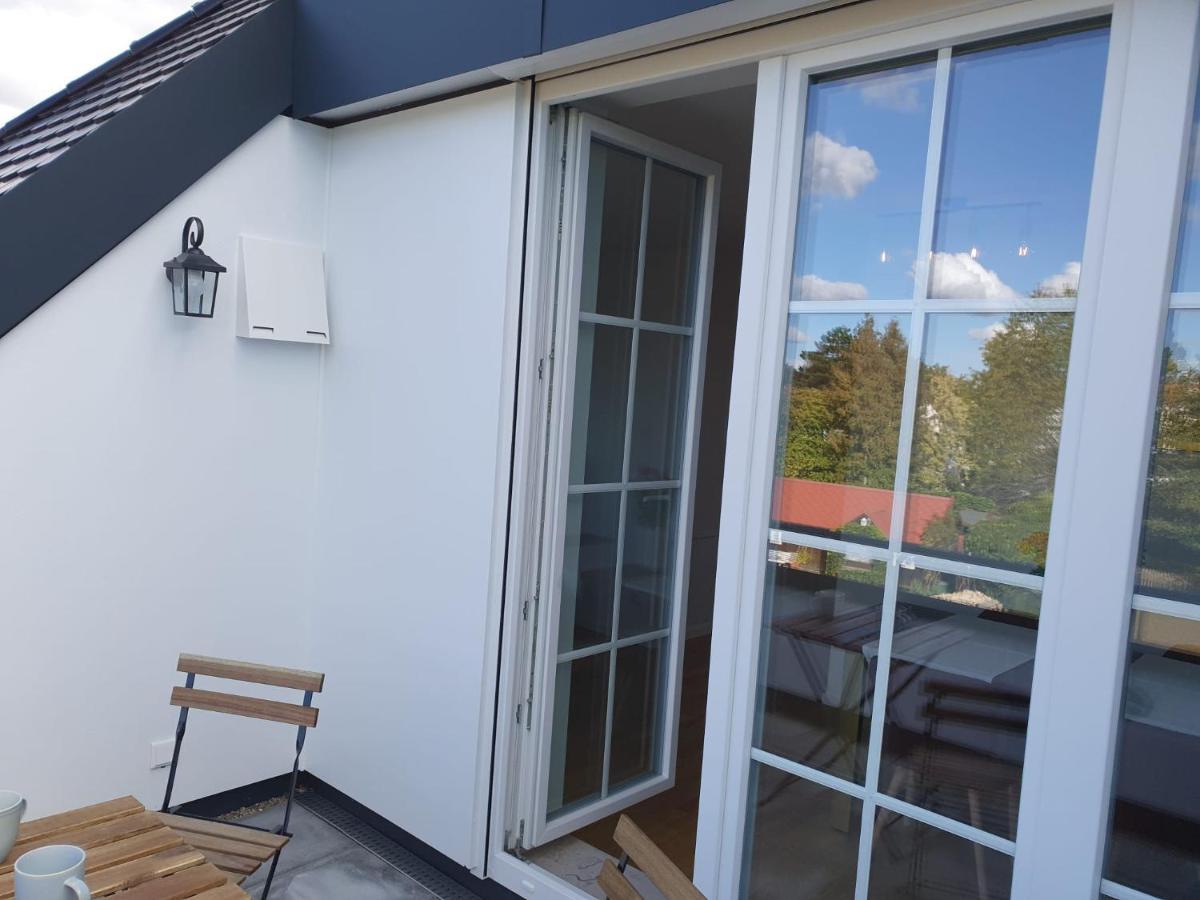 Apartment Exklusive Neubau Dachterrassenwohnung Mit Wohnungslift In Vierfamilienvilla *